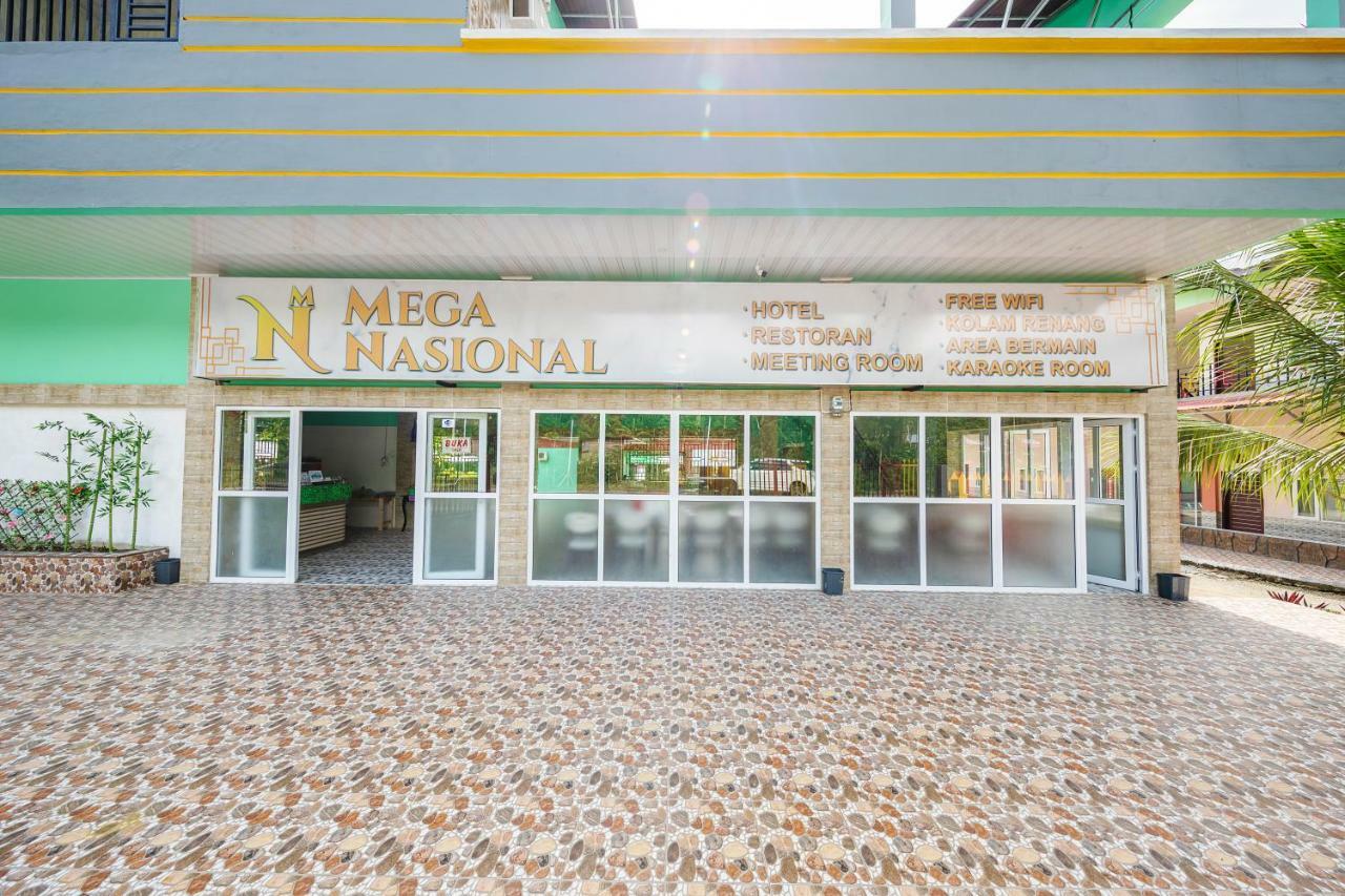 Mega Nasional Seaview Hotel Gunungsitoli Extérieur photo